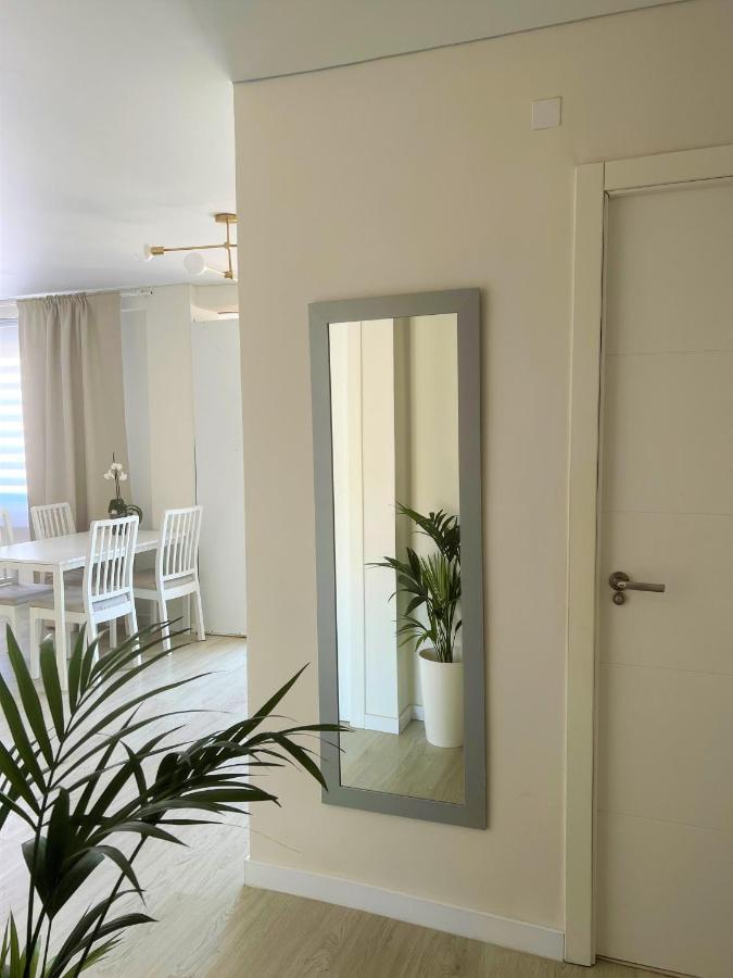 Cozy Modren Apartment On Malvarrosa Beach Valencia Eksteriør bilde