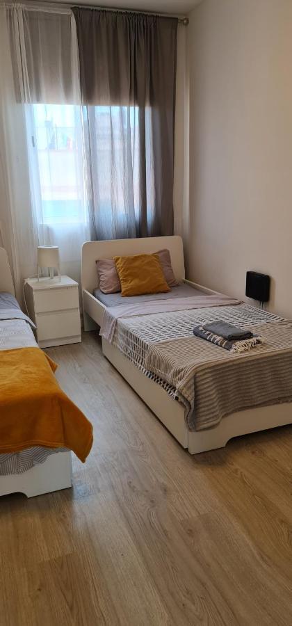 Cozy Modren Apartment On Malvarrosa Beach Valencia Eksteriør bilde